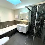 Penthouse Alps Scenic Views And Concierge By Swisshut * Ιντερλάκεν