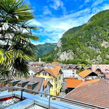 Σπίτι διακοπών Swisshut Penthouse 10min West Station - Apart. Blume 2 Ιντερλάκεν
